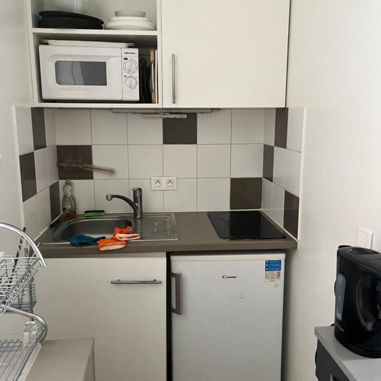 Simple Work Space 19th Arrondissement - Apartamento de 1 dormitorio - 3