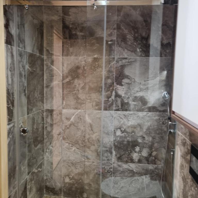 Royal Garden Luxury Spa Apartment with Sauna and Jacuzzi - Appartement 2 Chambres - 22