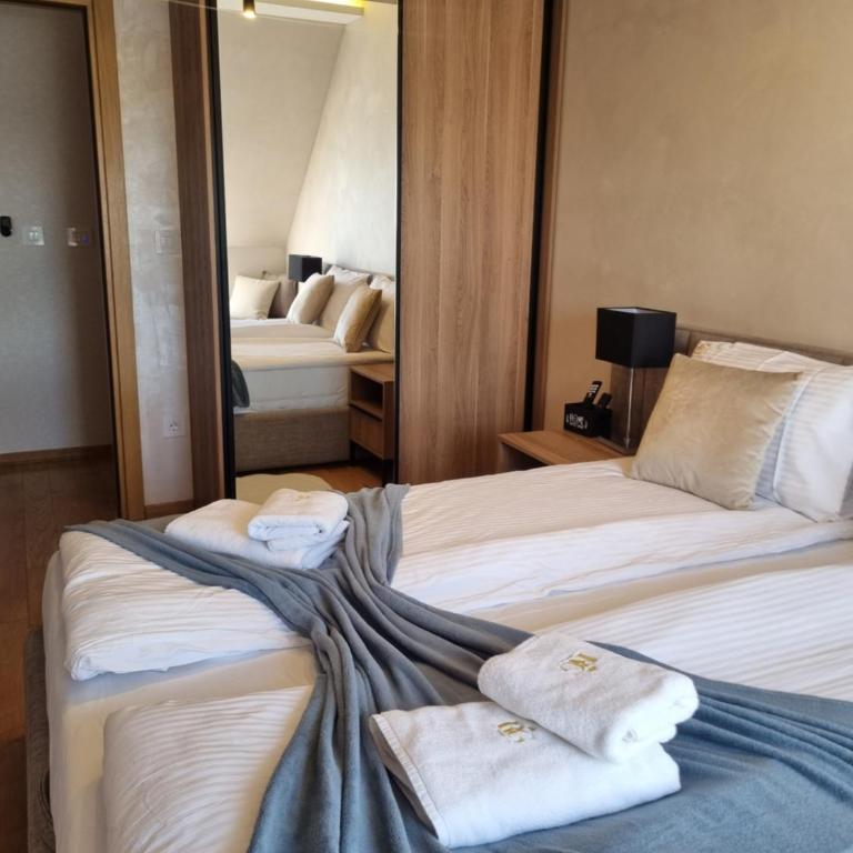 Royal Garden Luxury Spa Apartment with Sauna and Jacuzzi - Appartement 2 Chambres - 31