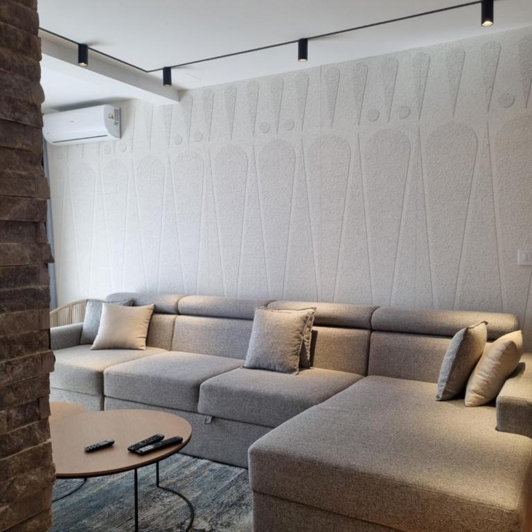 Royal Garden Luxury Spa Apartment with Sauna and Jacuzzi - Appartement 2 Chambres - 54