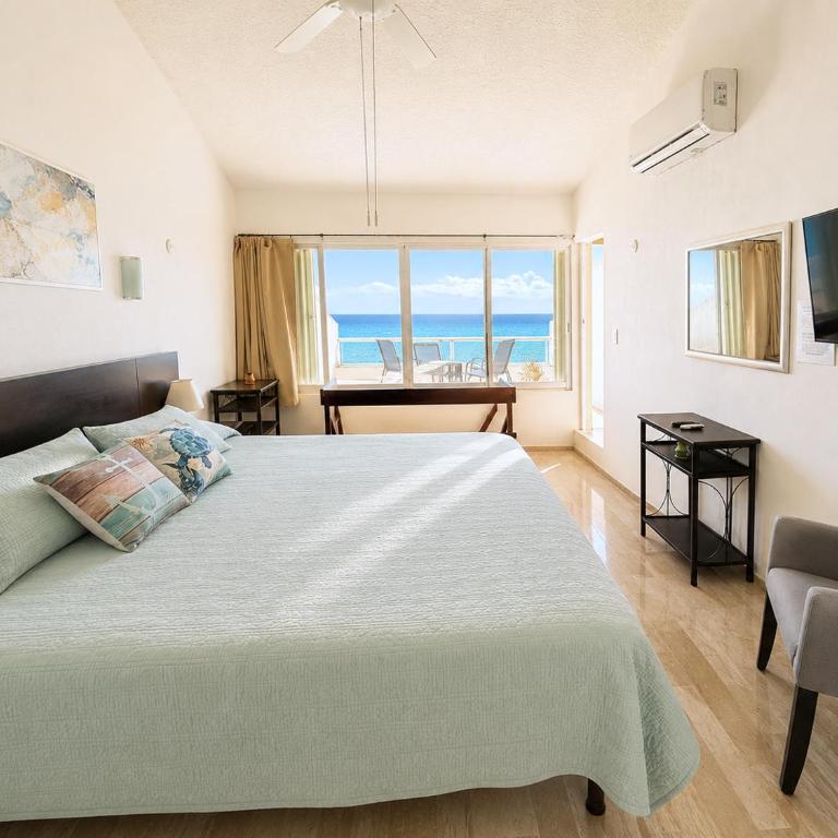 Spectacular Beachfront Penthouse with private Ocean View Terrace Brisas Shores 2 bedrooms - Two-Bedroom Apartment - 6