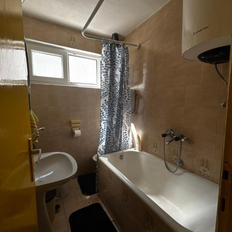 Vesela vila - Apartman sa 3 Spavaće Sobe - 18