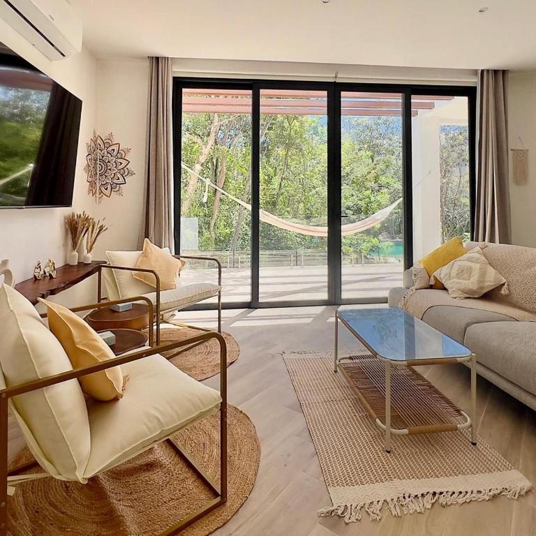 Oasis Yaaxlum 1H - One-Bedroom Premium Apartment - 2