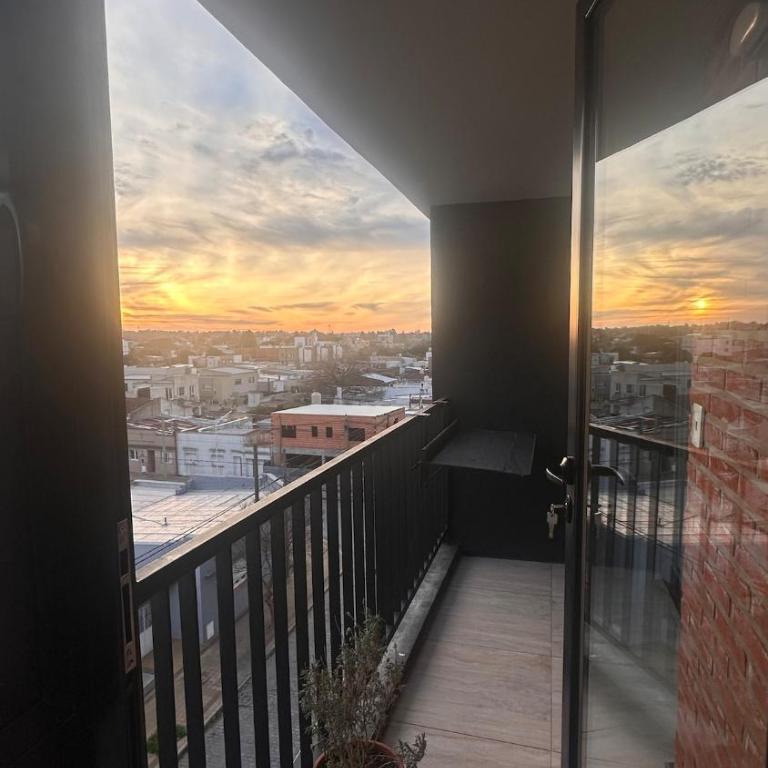 Modern apartment with balcony and sunset views - Apartamento de 2 dormitorios - 6