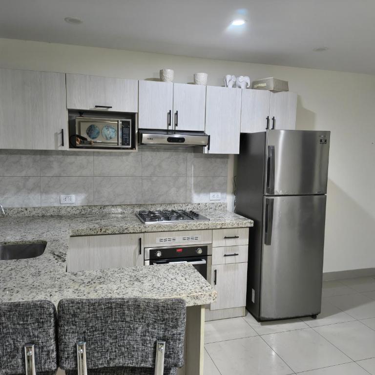 Departamento moderno en la mejor zona de Trujillo - One-Bedroom Apartment - 7