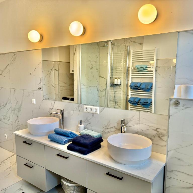 Modernes Zentrales Apartment - Apartamento con vistas y balcón - 30