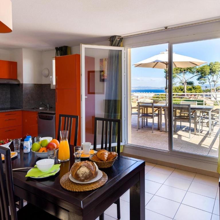 Duplex in Six-Fours-les-Plages - Appartement 2 Chambres - 15