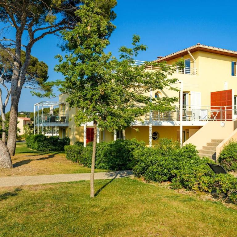 Duplex in Six-Fours-les-Plages - Appartement 2 Chambres - 8