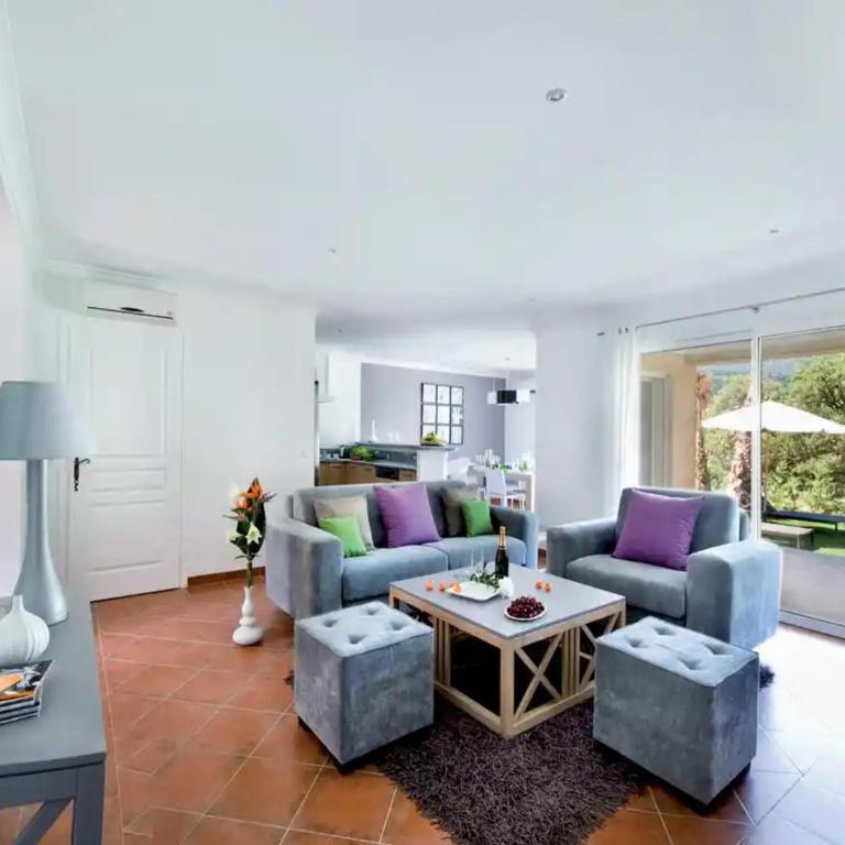 Villa in Cavalaire-sur-Mer for 8 - Villa 3 Chambres - 1