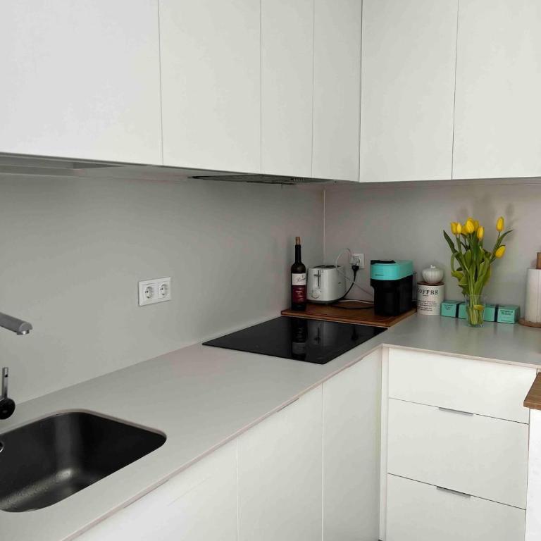 A duplex penthouse with a terrace and a parking space - Apartamento de 2 dormitorios con vistas al complejo - 4