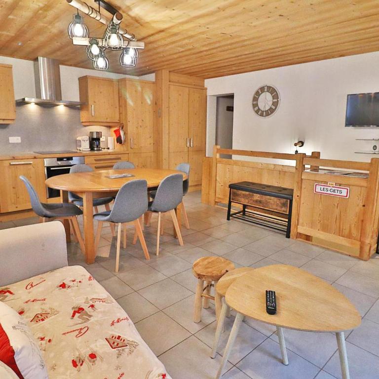 Appartement avec Wi-Fi et parking - 6 pers. - FR-1-671-375 - Apartment - 1