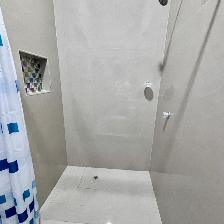 Modern and cozy private room 101 - Double Room with Private Bathroom - 1