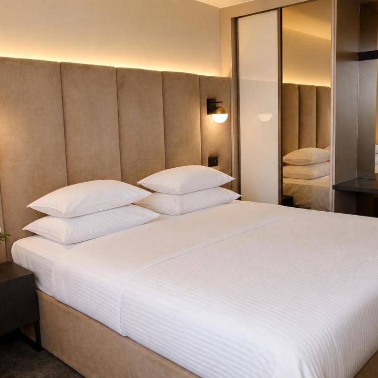 Hotel Bosna Banja Luka - Superior Dvokrevetna Soba sa Bračnim Krevetom - 14