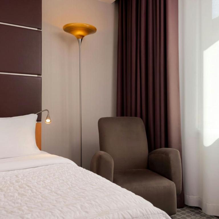 Le Meridien Barcelona - Camera Deluxe Doppia con Letti Singoli - 2