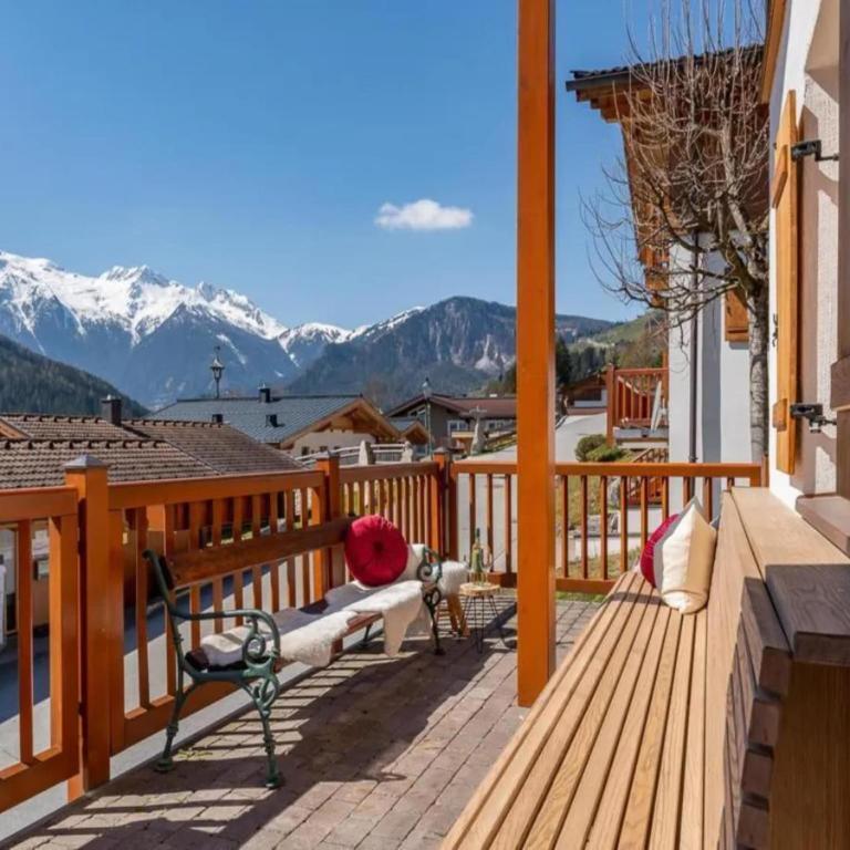 Comfortable Alpine Chalet for 12 - Maison de Vacances 5 Chambres - 25