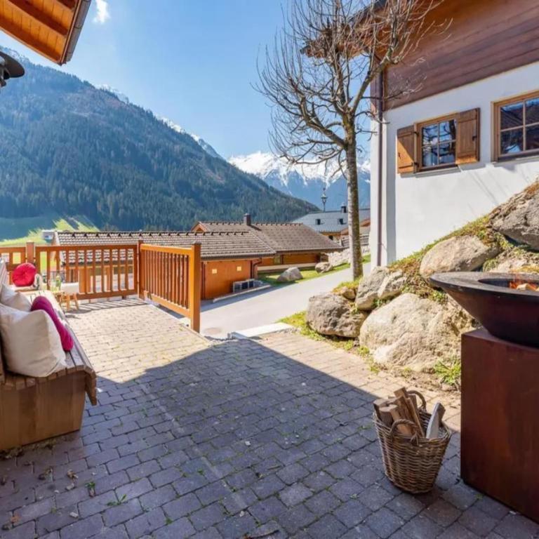 Comfortable Alpine Chalet for 12 - Maison de Vacances 5 Chambres - 27