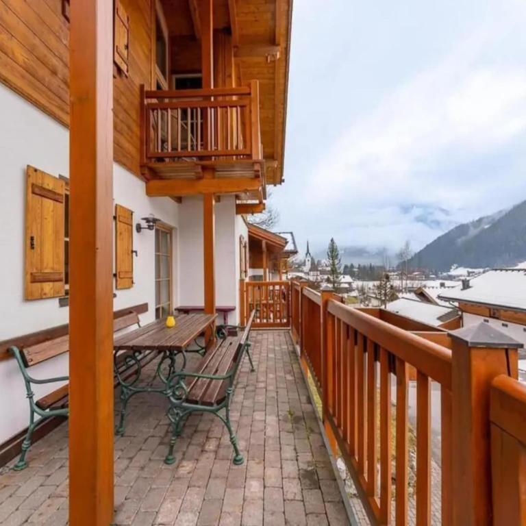 Comfortable Alpine Chalet for 12 - Maison de Vacances 5 Chambres - 4