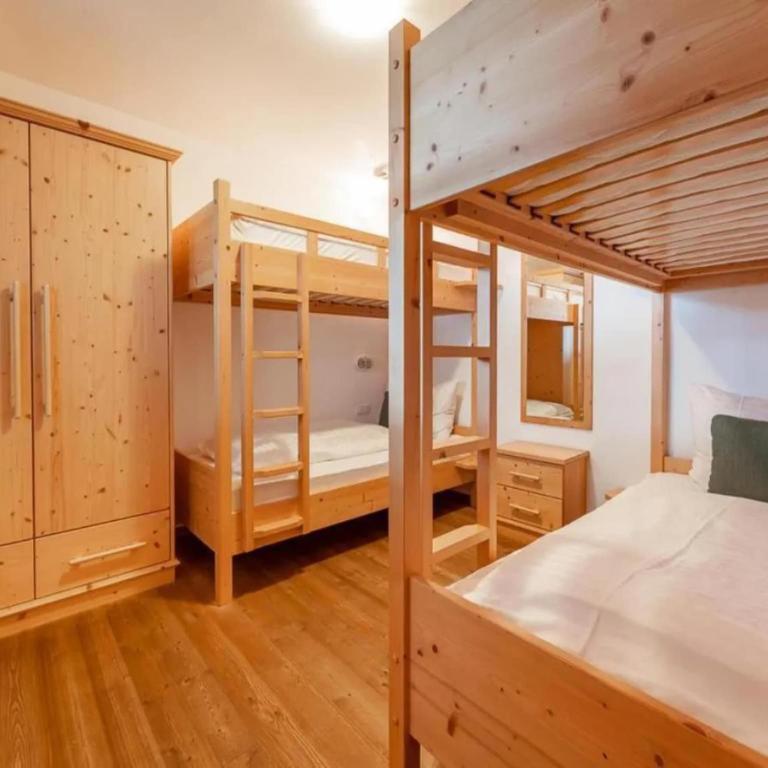 Comfortable Alpine Chalet for 12 - Maison de Vacances 5 Chambres - 21