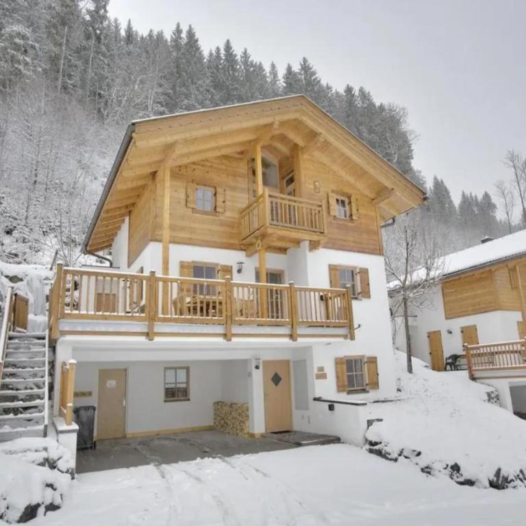 Spacious Detached Chalet in Holiday Village - Maison de Vacances 5 Chambres - 33