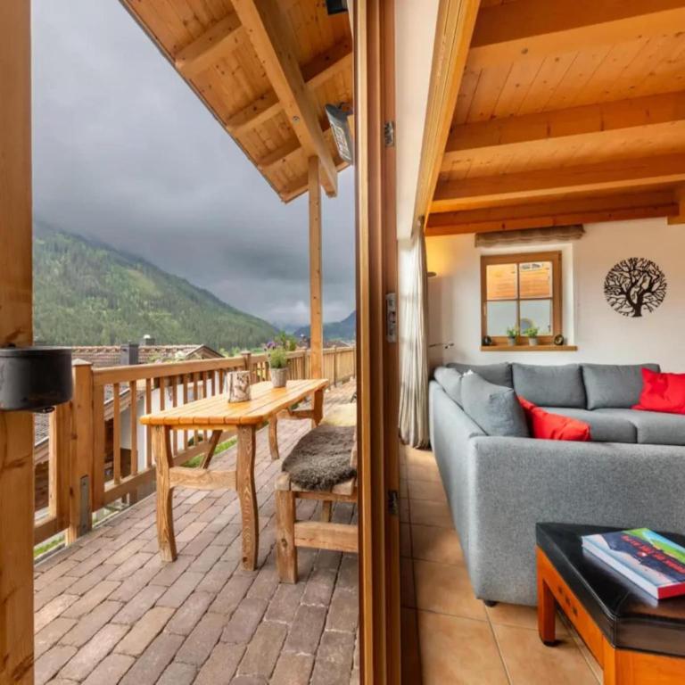 Stylish Ten-Person Alpine Chalet - Maison de Vacances 4 Chambres - 27