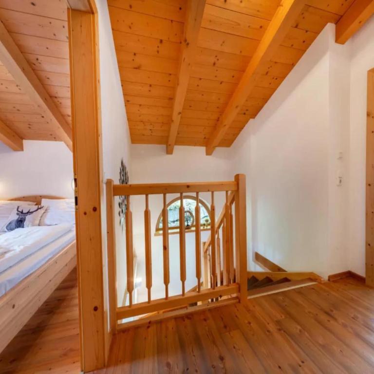 Stylish Ten-Person Alpine Chalet - Maison de Vacances 4 Chambres - 16