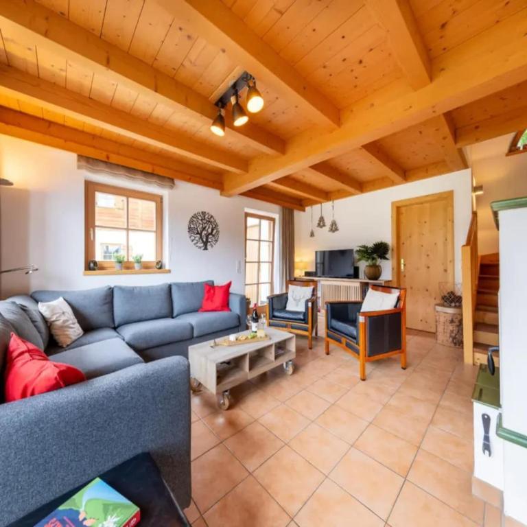 Stylish Ten-Person Alpine Chalet - Maison de Vacances 4 Chambres - 1