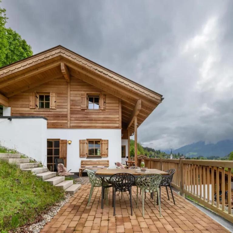 Stylish Ten-Person Alpine Chalet - Maison de Vacances 4 Chambres - 29