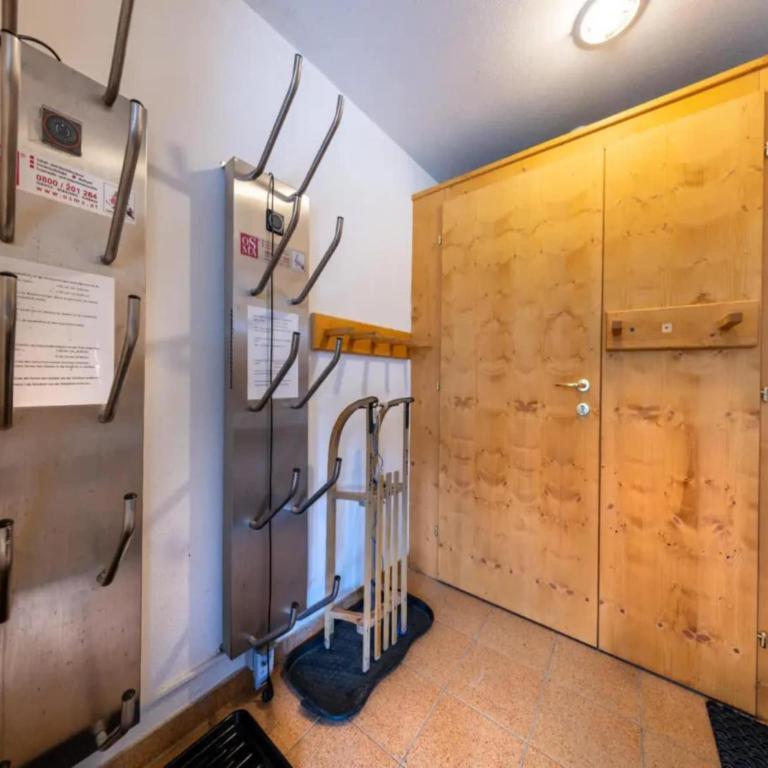 Stylish Ten-Person Alpine Chalet - Maison de Vacances 4 Chambres - 34