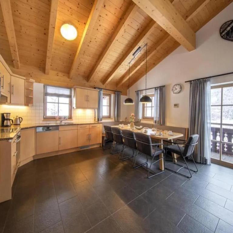 Holiday Home near Zillertal Arena - Maison de Vacances 4 Chambres - 13