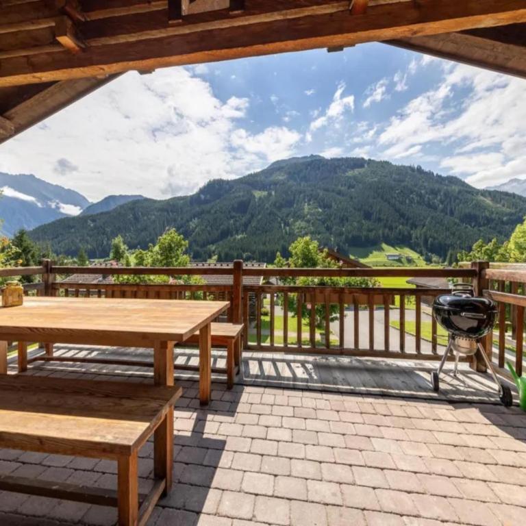 Schoneben Mountain Family Retreat - Maison de Vacances 4 Chambres - 3
