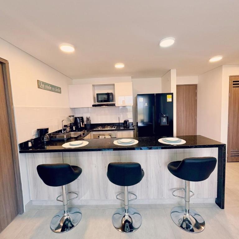 Amplio apartamento con piscina en Serena del Mar - Two-Bedroom Apartment - 15