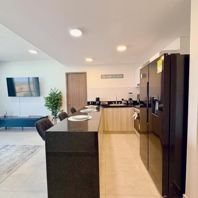 Amplio apartamento con piscina en Serena del Mar - Two-Bedroom Apartment - 42