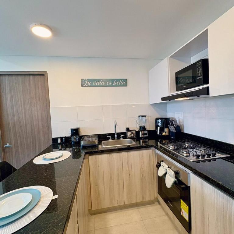 Amplio apartamento con piscina en Serena del Mar - Two-Bedroom Apartment - 45