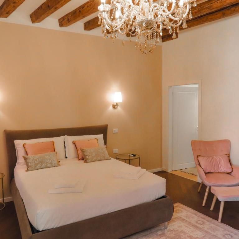 San Marco Luxury Suites in Venice - Suite con Vista Fiume - 23