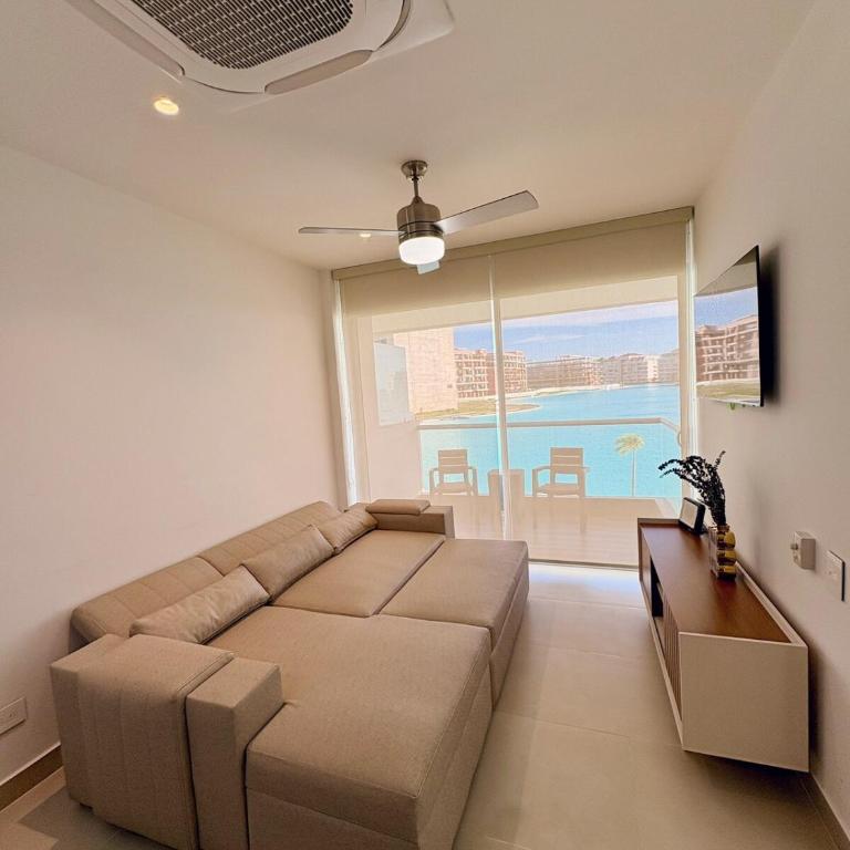 Vista Espectacular a la Laguna, Bahía Kristal - One-Bedroom Apartment - 15