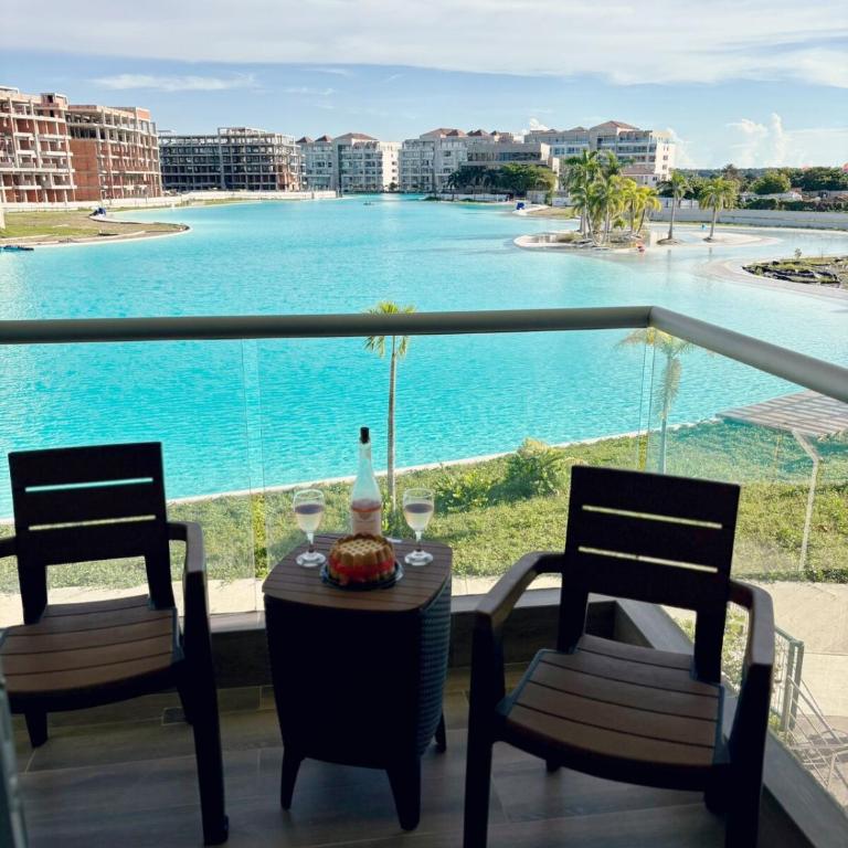 Vista Espectacular a la Laguna, Bahía Kristal - One-Bedroom Apartment - 17