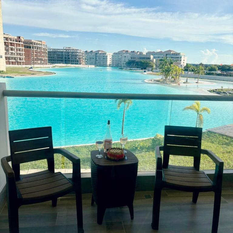 Vista Espectacular a la Laguna, Bahía Kristal - One-Bedroom Apartment - 19