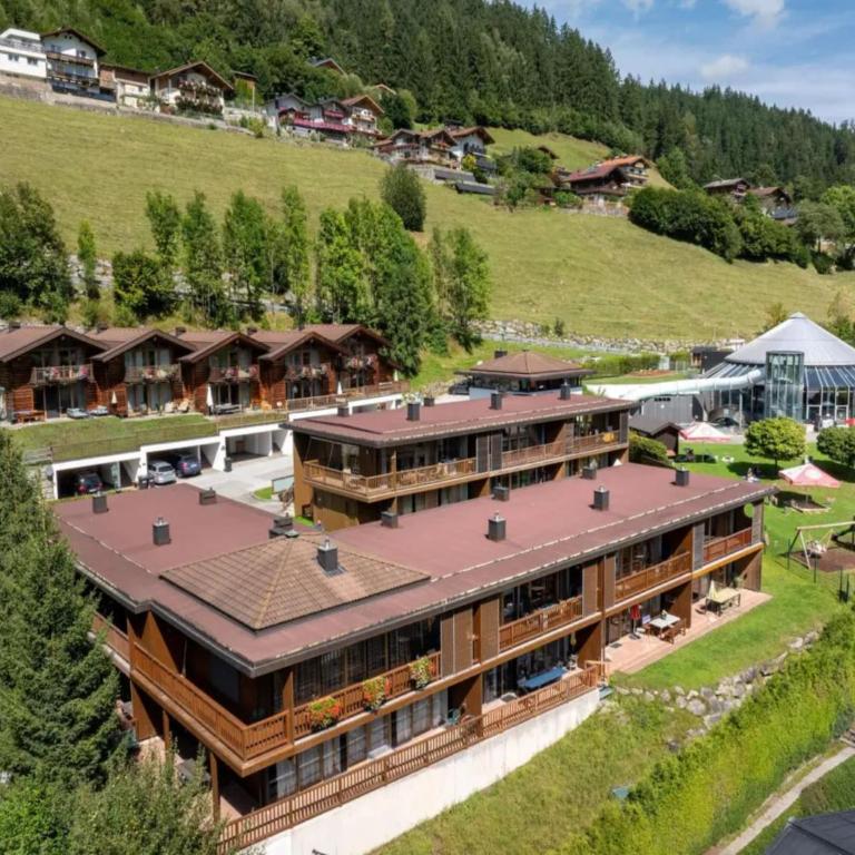 Tranquil Mountain Chalet for 8 - Maison de Vacances 3 Chambres - 6
