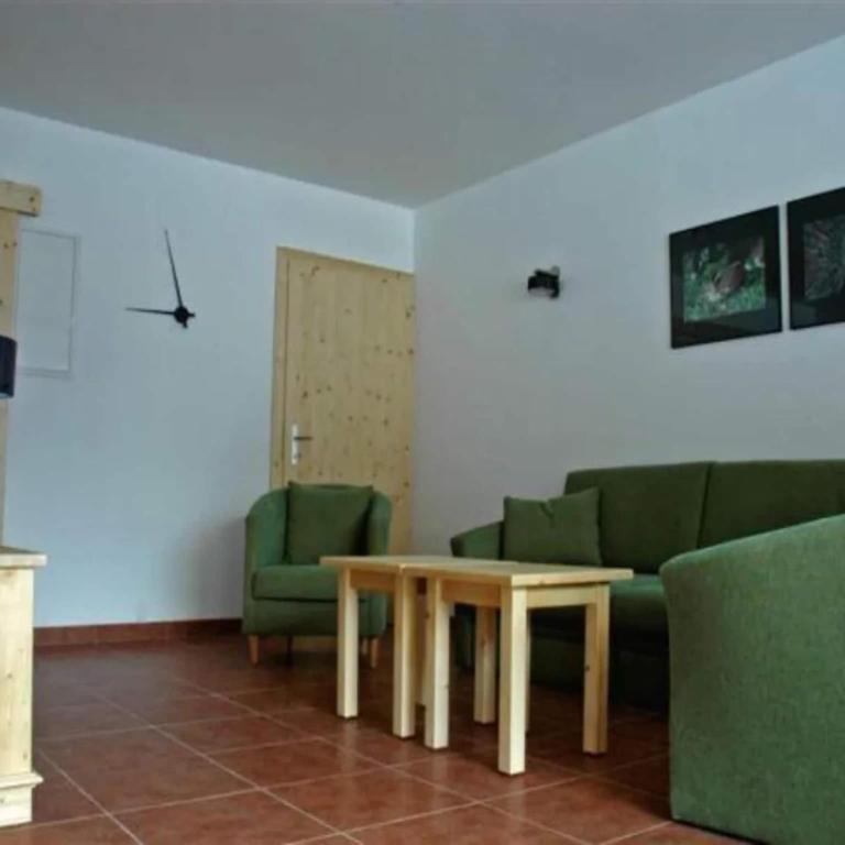 Tranquil Mountain Chalet for 8 - Maison de Vacances 3 Chambres - 10