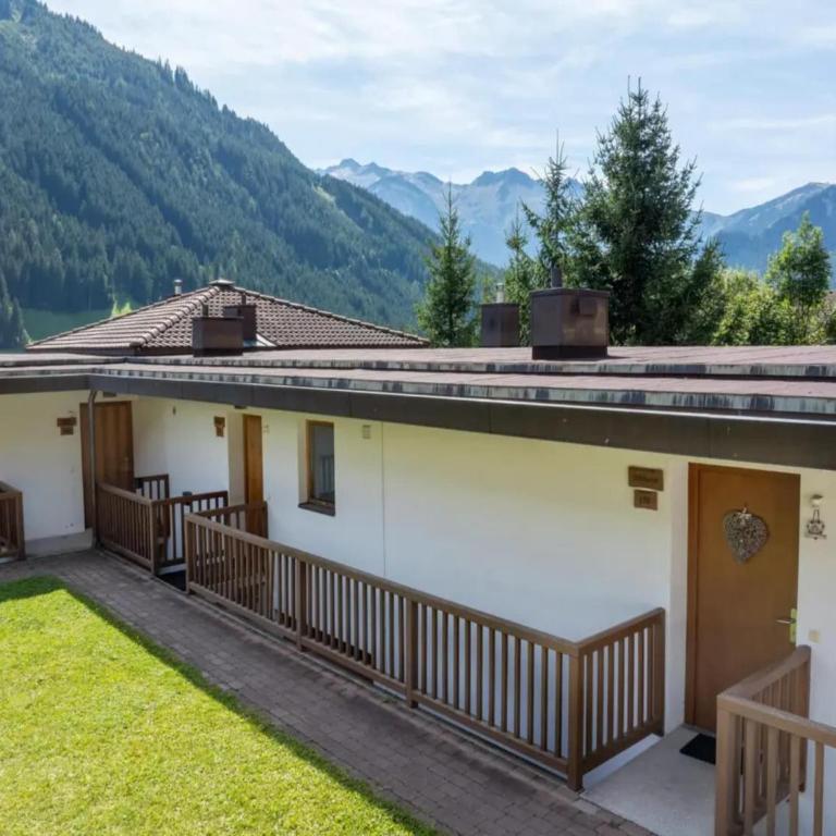 Tranquil Mountain Chalet for 8 - Maison de Vacances 3 Chambres - 7
