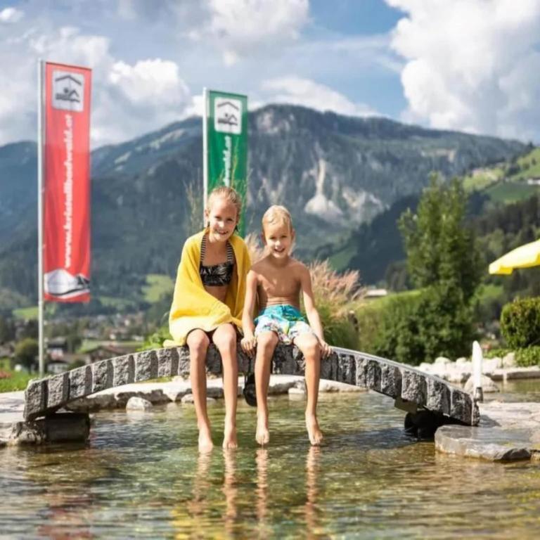 Tranquil Mountain Chalet for 8 - Maison de Vacances 3 Chambres - 17