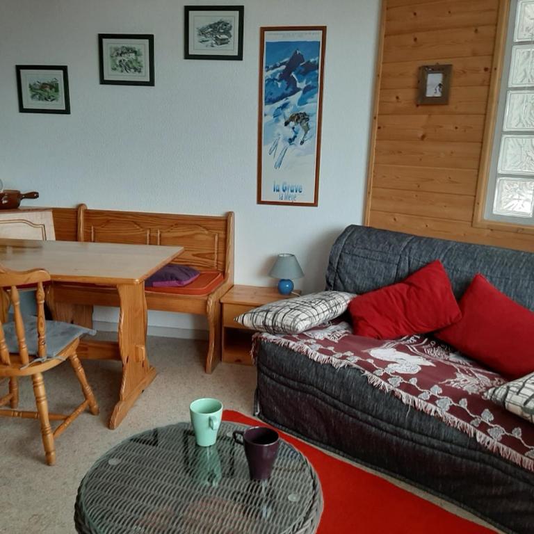 Valfréjus- 2 pièces 4 personnes bord des pistes- animal accepté - Appartement 1 Chambre - 2