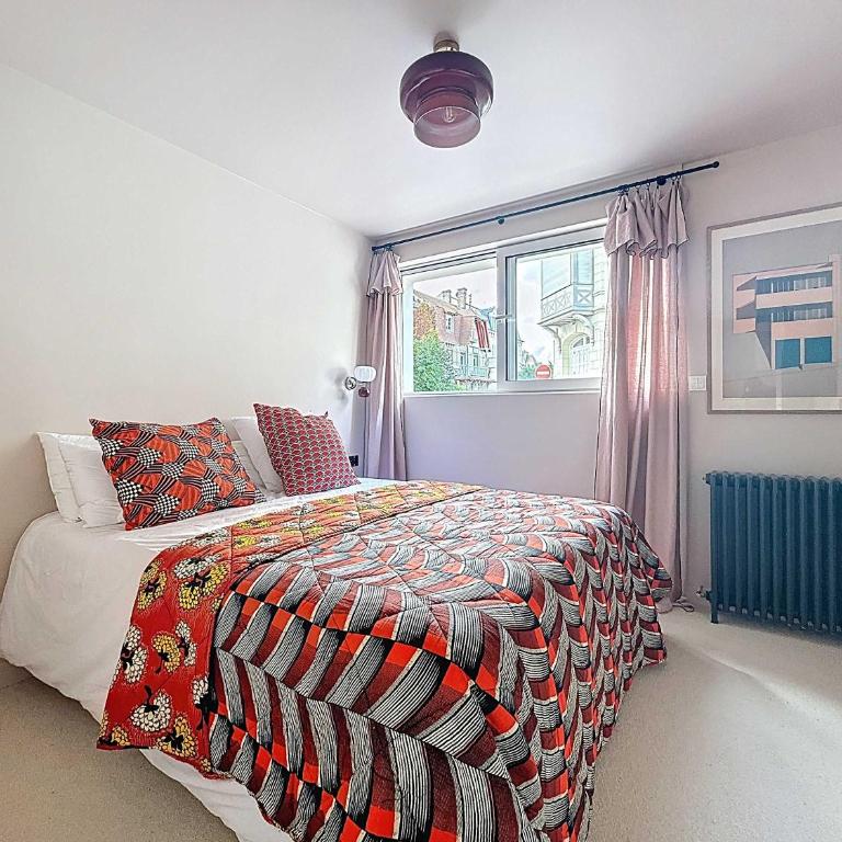Spacious flat in the heart of Deauville - Appartement 2 Chambres - 3