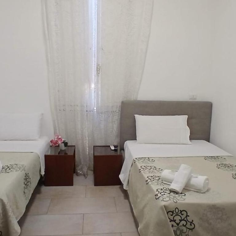 Raynova - Chambre Lits Jumeaux - 4