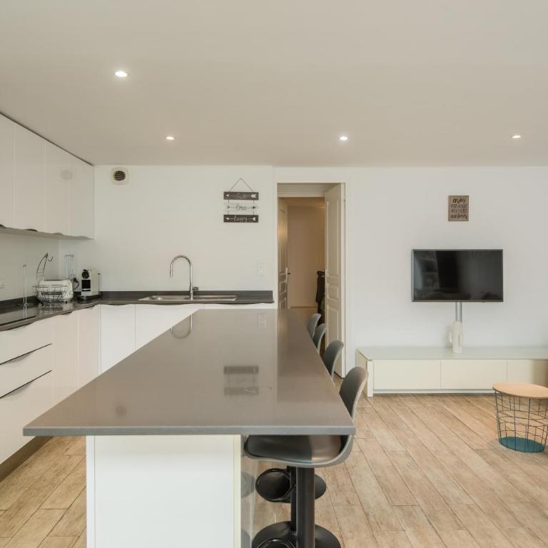 Modern House in the center of Villefranche sur Mer - Maison 3 Chambres - 12
