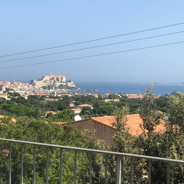 Appartement 70 m2 avec très belle vue sur la Baie de Calvi - Villa Carpe Diem - Appartement 2 Chambres - 16