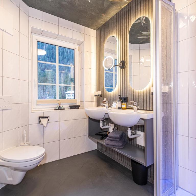 Apart Boutiquehotel SONNENHOF - Apartment mit 2 Schlafzimmern und Balkon - 15