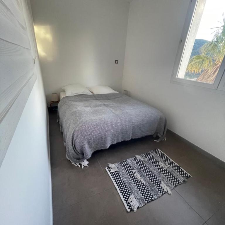 Vue panoramique, appartement 3 chambres, 10 personnes golfe Saint-tropez 116m2 - Appartement - 16