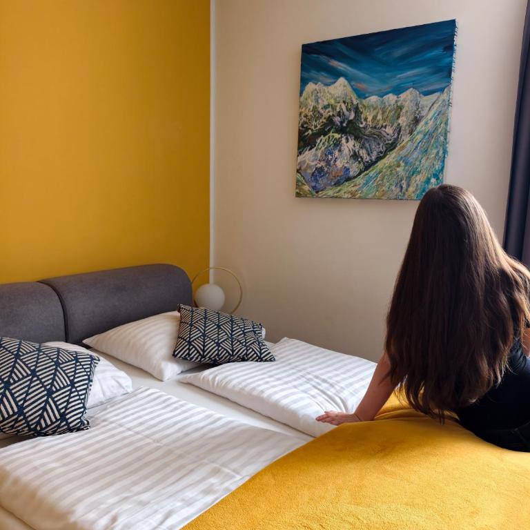 Apartment Deluxe Mutters-Ihr Zuhause bei Innsbruck! Perfekt für Familien, Gruppen bist 5 Personen !Bestes Preis Leistung! - Three-Bedroom Apartment - 8