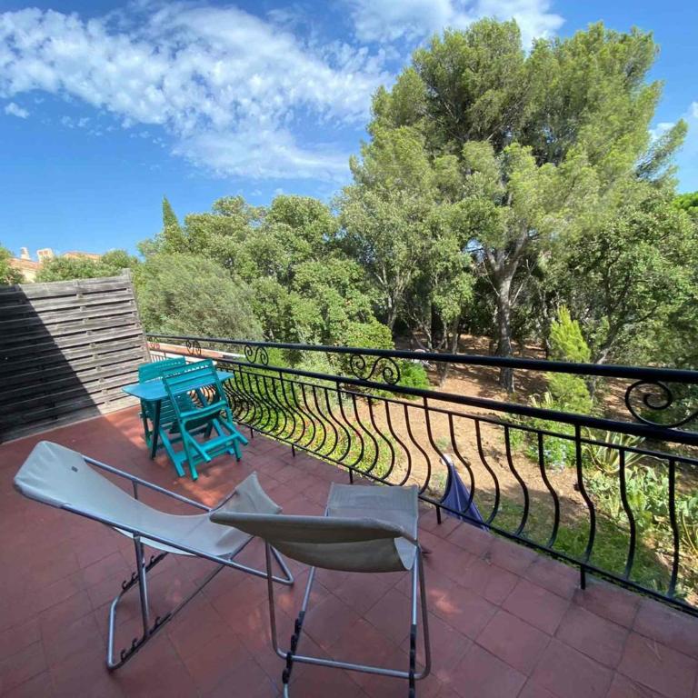 Maison à 150m de la plage, 1200m2 jardin - Five-Bedroom House - 13